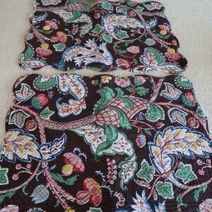 2 Jane Seymour Brown Floral Scalloped Pillow Shams